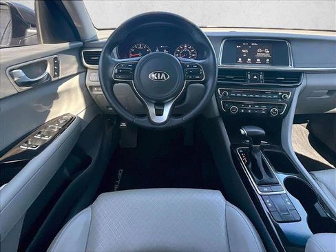 Used 2018 Kia Optima EX w/ Premium Package FWD image 7