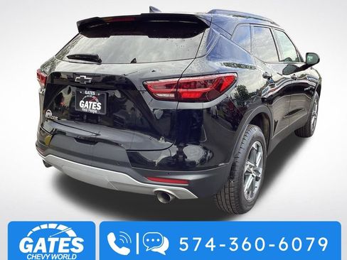 Used 2024 Chevrolet Blazer LT w/ Convenience Package FWD image 9