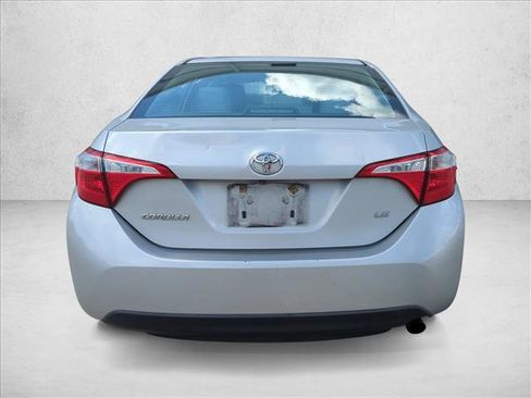Used 2016 Toyota Corolla LE FWD image 3