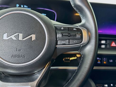 Used 2023 Kia Sportage EX FWD image 18