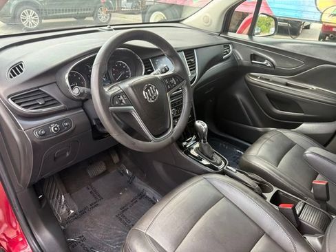 Used 2017 Buick Encore Essence FWD image 9