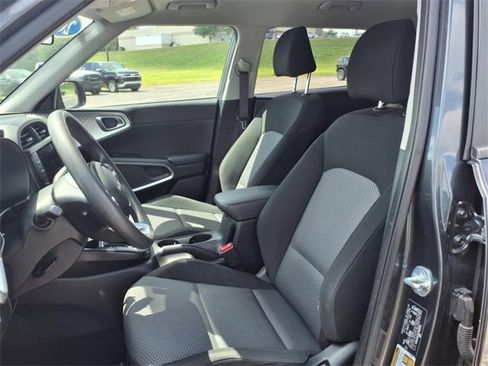 Used 2023 Kia Soul LX w/ Option Group 015 image 33