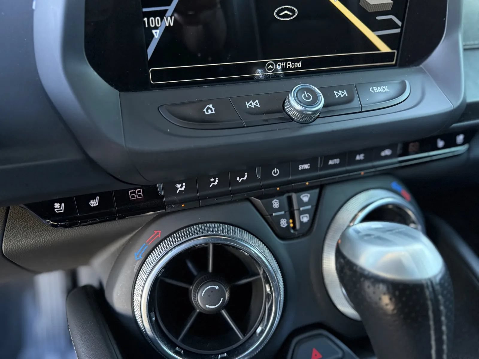 Used 2017 Chevrolet Camaro SS RWD image 17