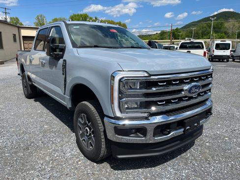 New 2026 Ford F250 Lariat w/ Lariat Ultimate Package AWD/4WD image 3