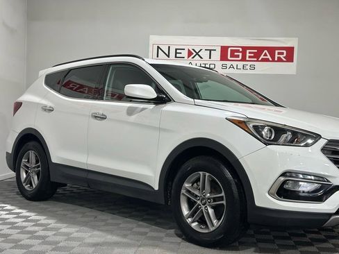 Used 2017 Hyundai Santa Fe Sport image 2