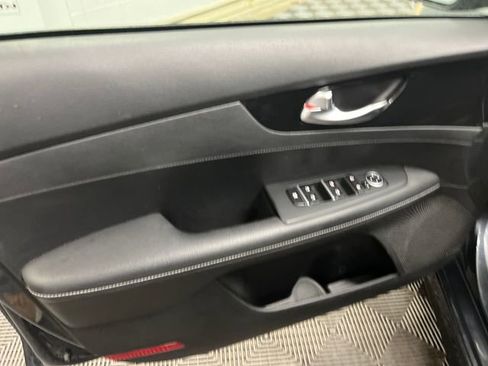 Certified 2023 Kia Forte GT-Line w/ GT-Line Premium Package image 11