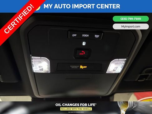 Used 2025 Toyota Tacoma TRD Off-Road image 24