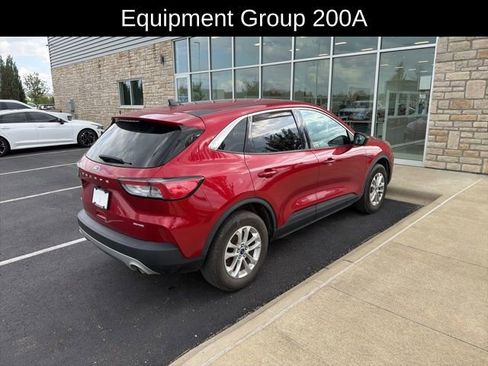 Used 2022 Ford Escape SE w/ Convenience Package image 3