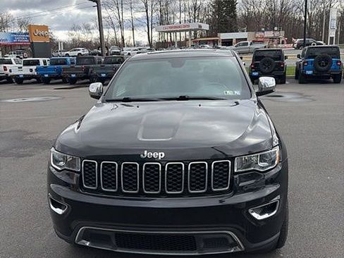 Used 2022 Jeep Grand Cherokee Limited image 1