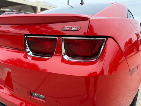 Used 2011 Chevrolet Camaro SS w/ RS Package RWD image 9