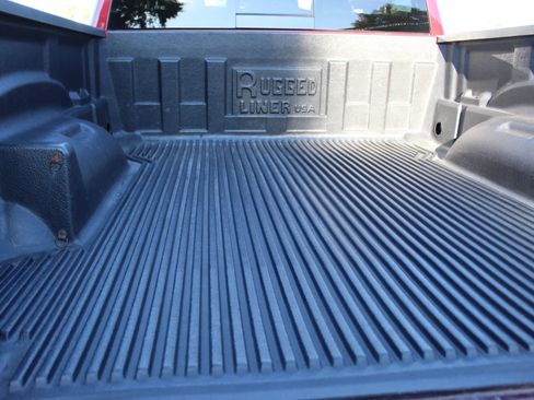 Used 2019 RAM 1500 Laramie image 24