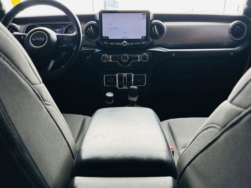 Used 2020 Jeep Wrangler Unlimited Sport S AWD/4WD image 18
