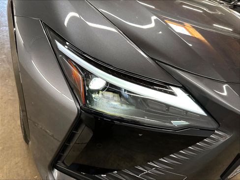 Used 2026 Lexus RZ 350e 2WD w/ Accessory Package (Z1) image 29