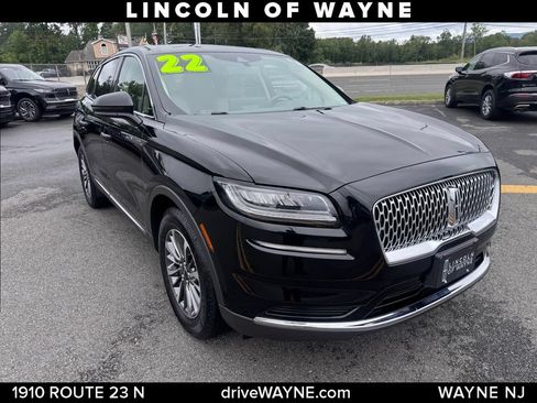 Certified 2022 Lincoln Nautilus AWD w/ Premium Package image 10