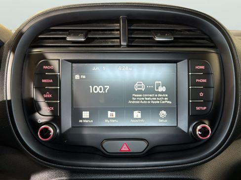 Used 2021 Kia Soul LX FWD image 25