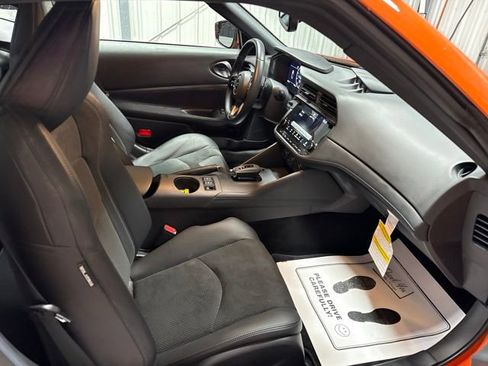 Used 2024 Nissan Z Performance w/ Heritage Edition RWD image 19