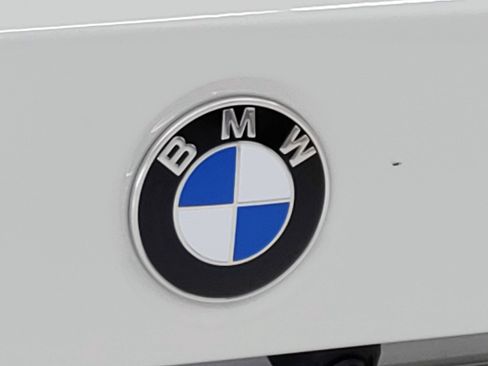 New 2026 BMW 330i Sedan w/ Convenience Package image 19