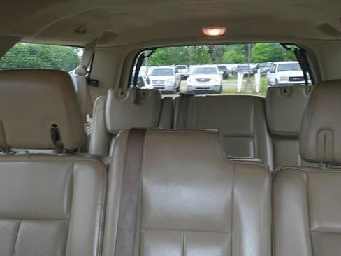 Used 2011 Ford Expedition EL XLT w/ 202A Rapid Spec Order Code AWD/4WD image 8