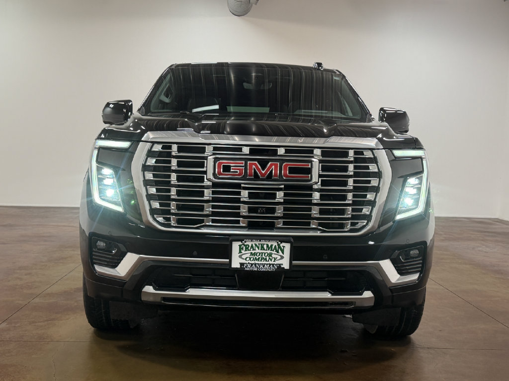 Used 2025 GMC Yukon Denali w/ Denali Reserve Package AWD/4WD image 29