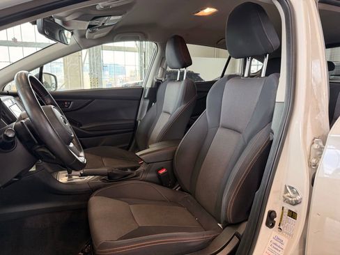 Used 2023 Subaru Crosstrek 2.0i Premium image 9