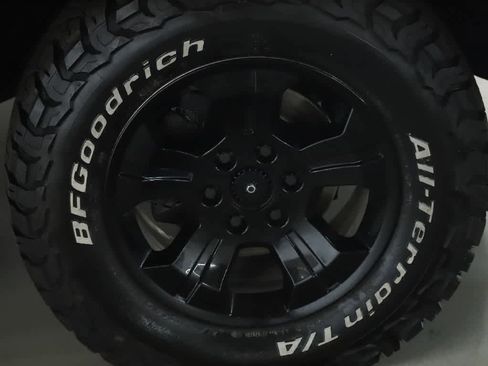 Used 2018 Chevrolet Silverado 1500 LTZ Z71 AWD/4WD image 10