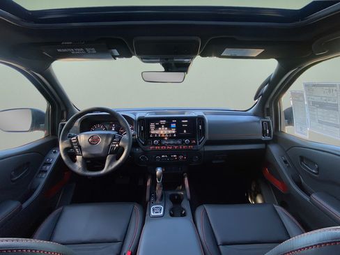 New 2026 Nissan Frontier PRO-4X w/ Pro Premium Package AWD/4WD image 8