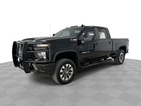 Used 2024 Chevrolet Silverado 2500 Custom w/ Custom Value Package AWD/4WD image 1