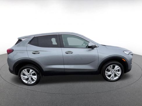 Used 2025 Buick Encore GX Preferred AWD/4WD image 16