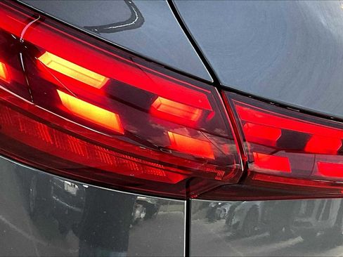 Certified 2025 Audi Q5 Premium w/ Convenience Package image 14