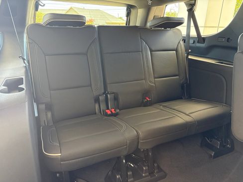 New 2026 Chevrolet Suburban Premier w/ Sun And Tow Package RWD image 22