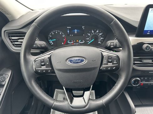 Used 2022 Ford Escape SEL AWD/4WD image 15
