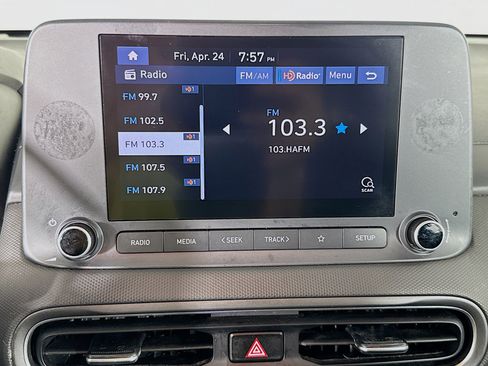 Used 2023 Hyundai Kona SE FWD image 17