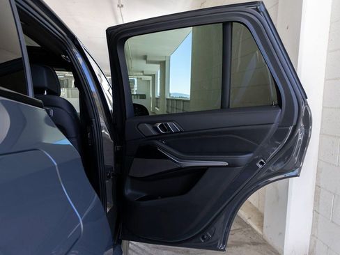 New 2026 BMW X5 xDrive40i w/ M Sport Package image 23