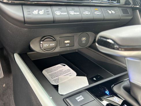 New 2026 Hyundai Elantra Limited w/ Cargo Package FWD image 23