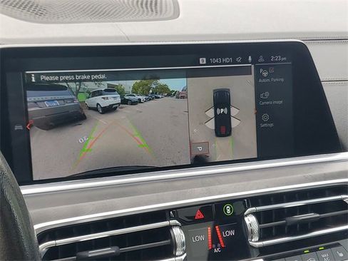 Used 2022 BMW X5 xDrive40i w/ Premium Package image 35