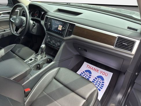 Used 2021 Volkswagen Atlas SE image 25