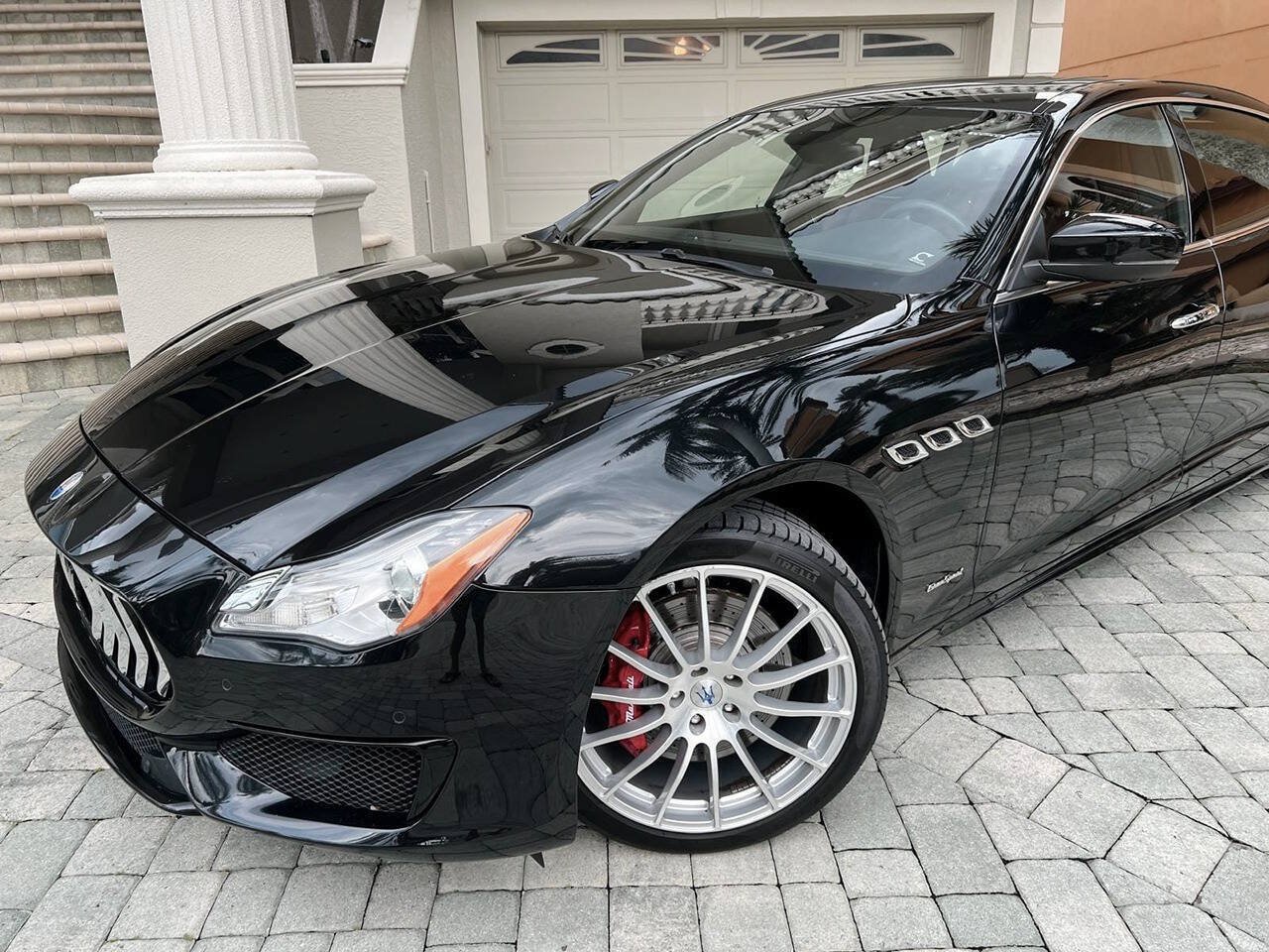 Used 2017 Maserati Quattroporte S GranSport RWD image 2
