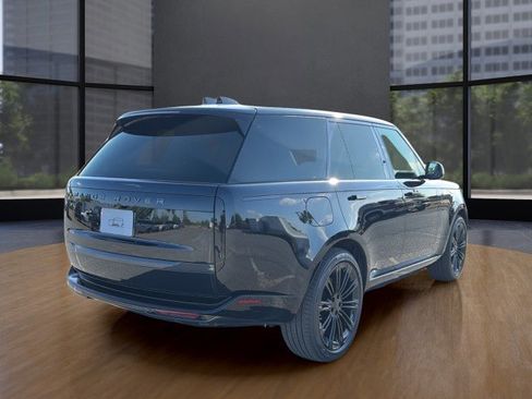 New 2026 Land Rover Range Rover SE image 16
