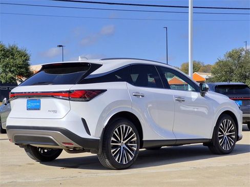 Used 2023 Lexus RX 350 AWD image 4