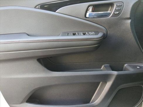 New 2026 Honda Ridgeline Black Edition image 10