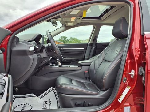 Used 2023 Nissan Altima 2.5 SR w/ SR Premium Package FWD image 13