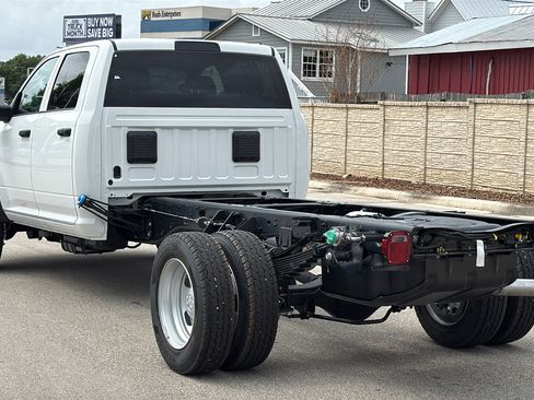 New 2026 RAM 5500 Tradesman w/ Chrome Appearance Group image 3