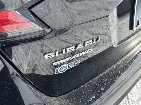 Used 2023 Subaru Outback Premium image 32