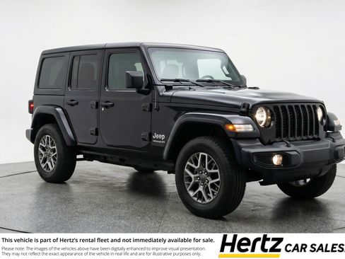 Used 2025 Jeep Wrangler Sahara image 1