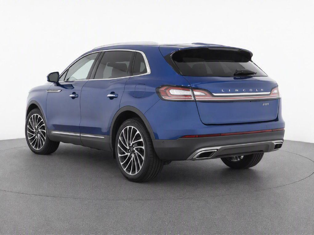Used 2020 Lincoln Nautilus Reserve w/ Equipment Group 201A FWD image 3