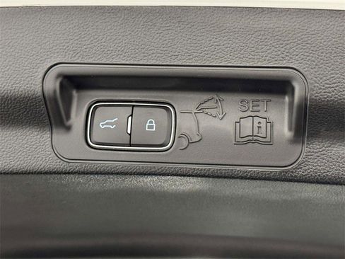 Used 2023 Ford Explorer Timberline image 15