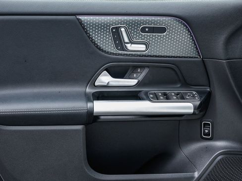 Used 2025 Mercedes-Benz GLA 250 GLA 250 image 20