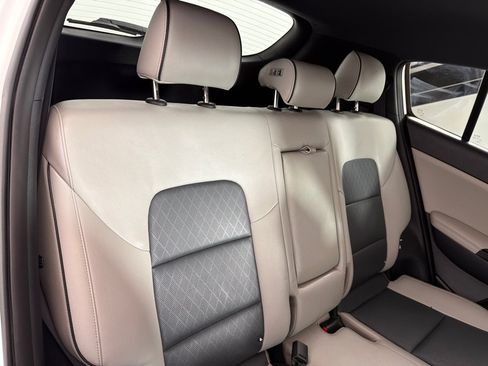 Used 2019 Kia Sportage EX w/ EX Sport Appearance Package AWD/4WD image 22