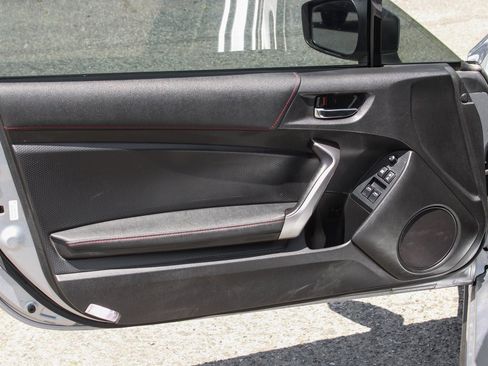 Used 2015 Subaru BRZ Limited image 14