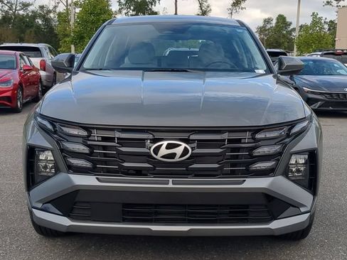 Used 2025 Hyundai Tucson SE FWD image 9
